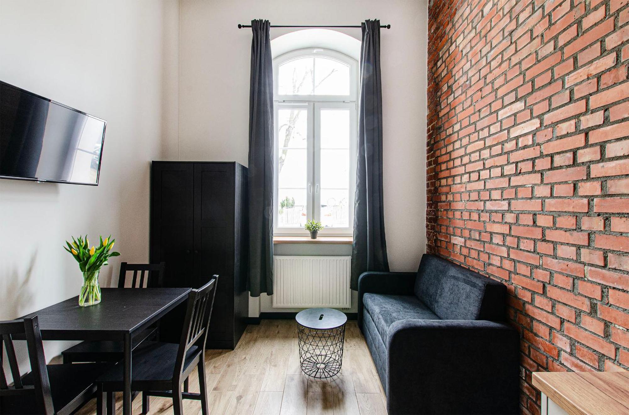 Loft City Center Apartments- Parking, Wifi, 24H Check-In - Wroclaw — Photos 3